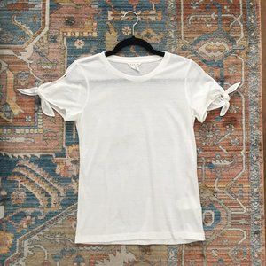 Club Monaco Linen Blend SS T-Shirt with Tie Sleeve